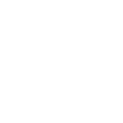 qp Hotels EN 3 Sencillo dibujo lineal en blanco de una taza caliente humeante sobre un platillo, sobre fondo negro, que evoca el calor acogedor de los mejores hoteles de Lima. Tres lÃneas onduladas sobre la taza indican que el vapor está subiendo.